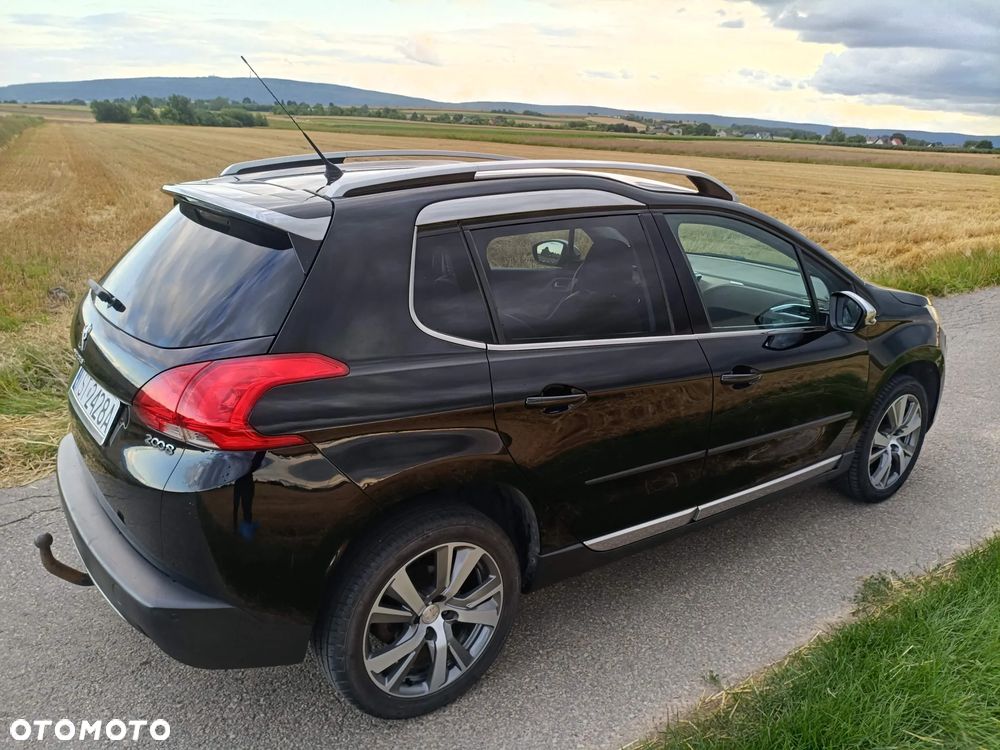 Peugeot 2008 1.6 e-HDi Allure S&S - 6