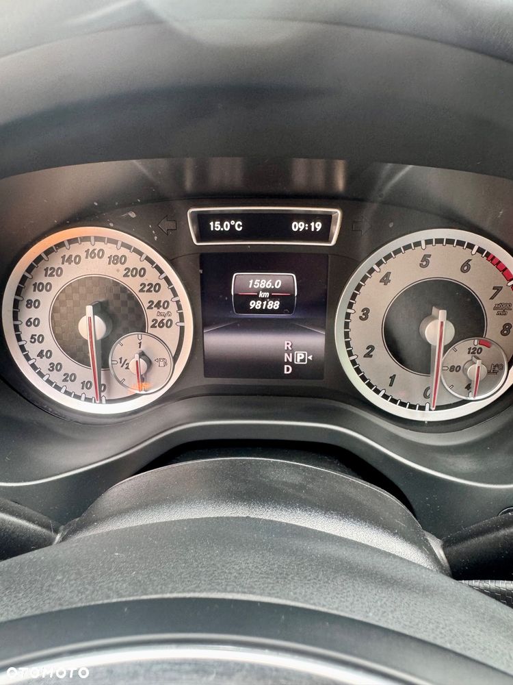 Mercedes-Benz Klasa A 180 (BlueEFFICIENCY) 7G-DCT Urban - 25
