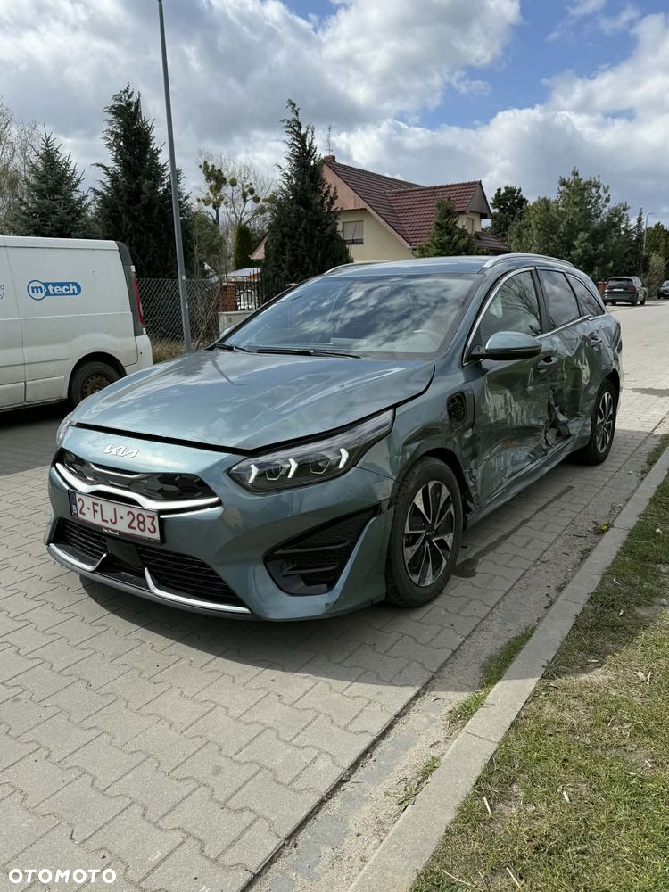 Kia Ceed - 1