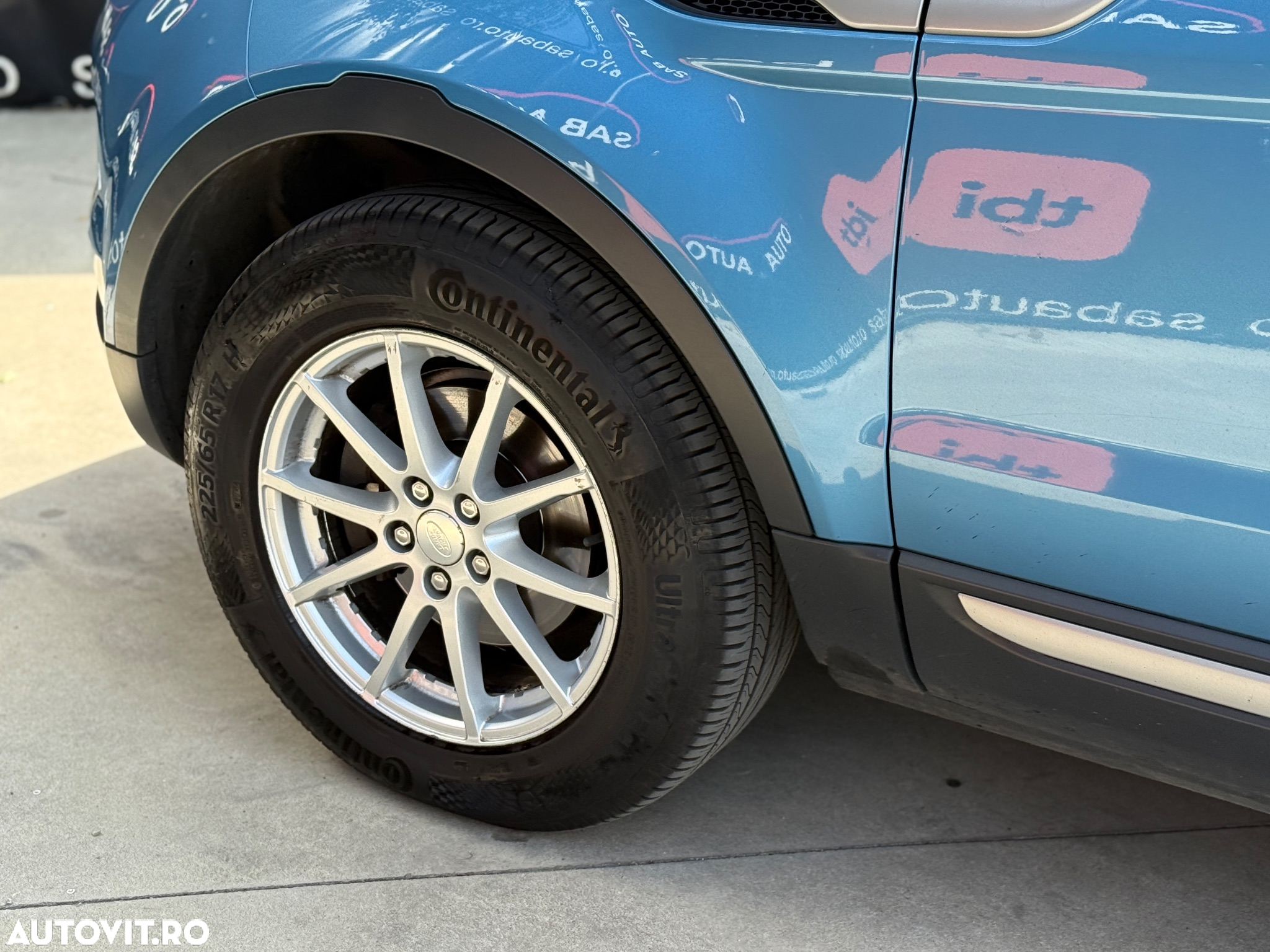 Land Rover Range Rover Evoque - 21