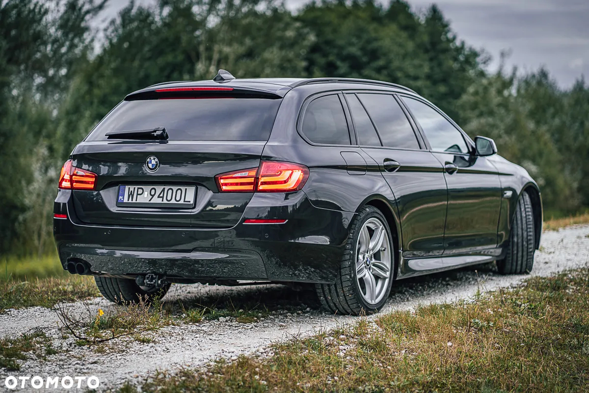 BMW Seria 5 525d Touring Sport-Aut - 9