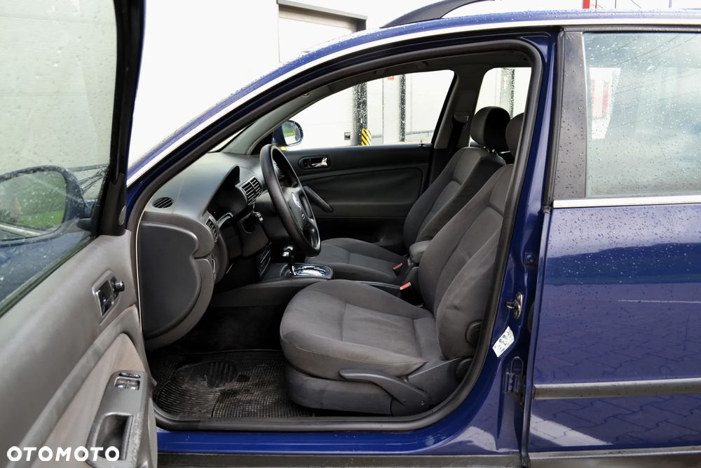 Volkswagen Passat Variant 1.9 TDI Comfortline Tiptr - 6