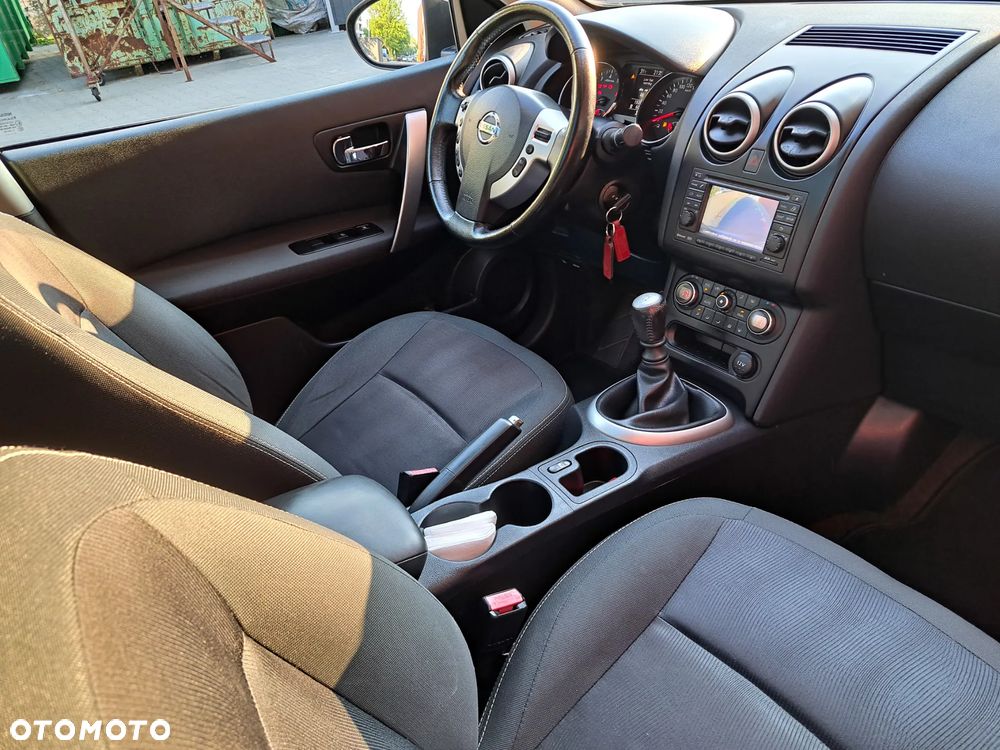 Nissan Qashqai 2.0 360 - 13