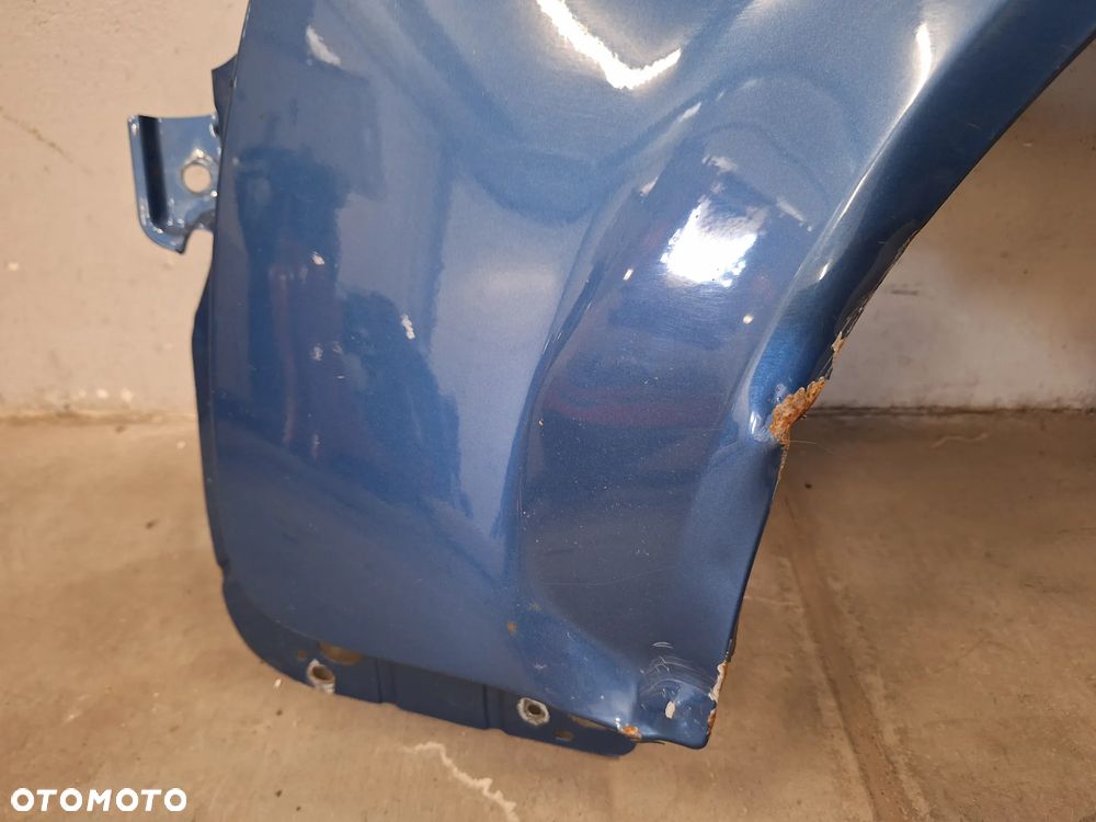 BŁOTNIK LEWY PRZÓD PRZEDNI AUDI A4 B6 LAK: LZ5W NR230 - 9