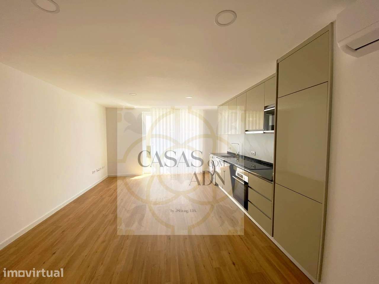 Apartamento T1 no centro histórico de Aveiro - Grande imagem: 4/12
