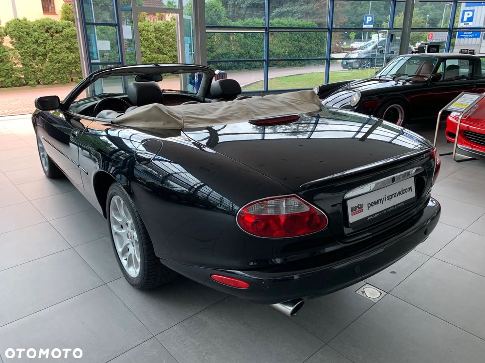 Jaguar XK XKR Cabriolet - 8