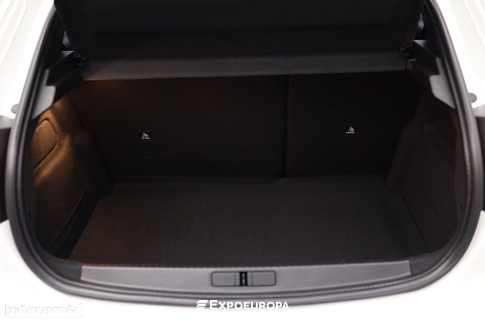 Peugeot e-208 Active Pack - 7