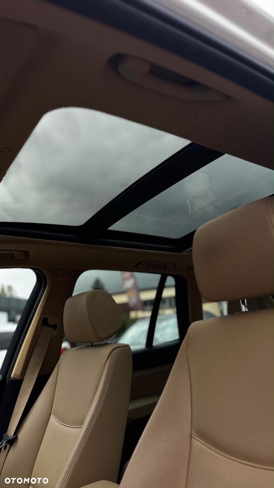 BMW X3 xDrive28i Advantage sport - 7