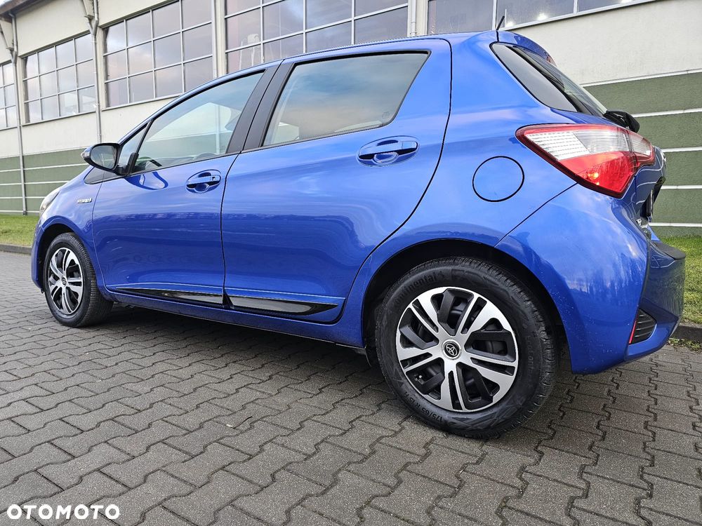 Toyota Yaris Hybrid 100 Premium EU6 - 14