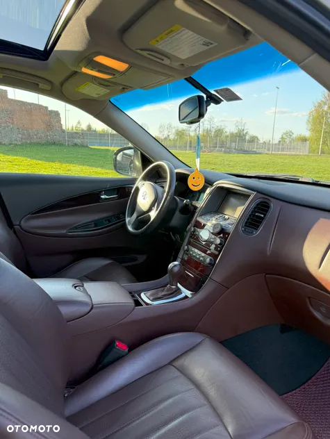 Infiniti QX50 3.7 GT Premium - 8