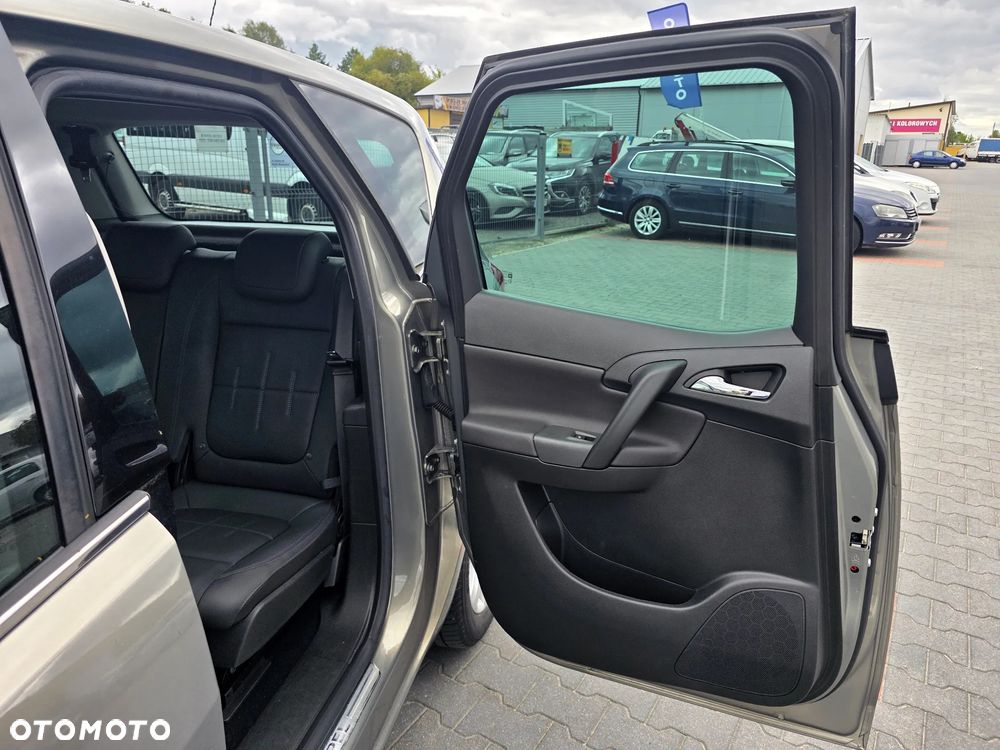 Opel Meriva - 9