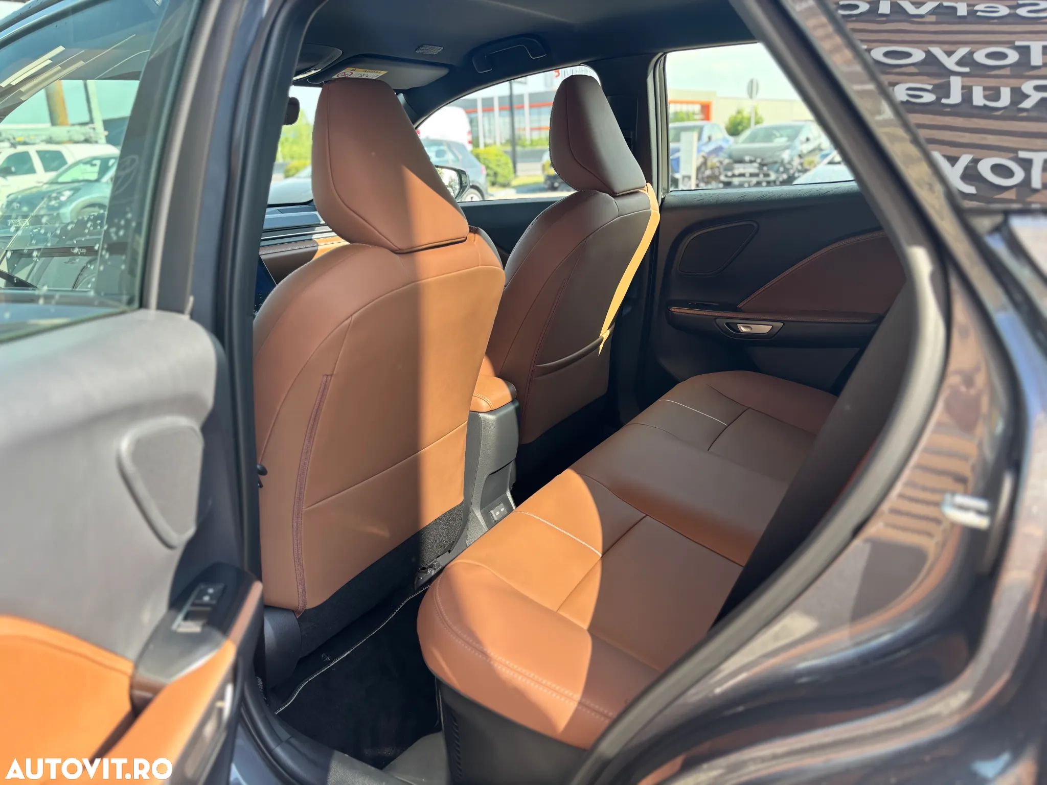 Lexus LBX 1.5 HEV 4x2 CVT Relax - 9