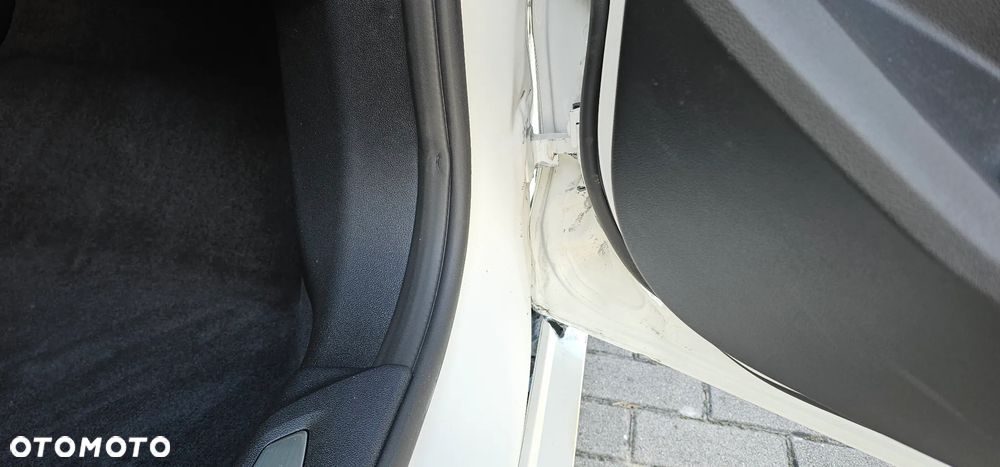 BMW Seria 1 118i - 40