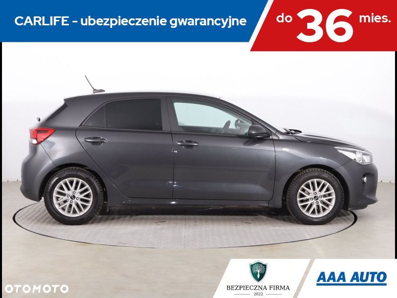 Kia Rio - 7