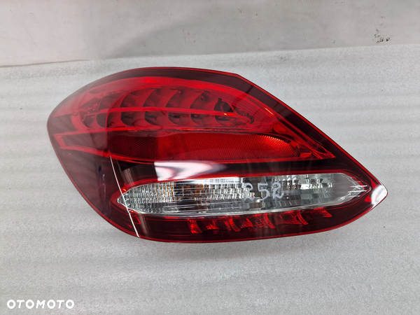 MERCEDES C-KLASSA W205 SEDAN LEWA TYLNA LAMPA LED , NOWA ORYGINALNA , NR A2059061157 , NR AUKCJI H252