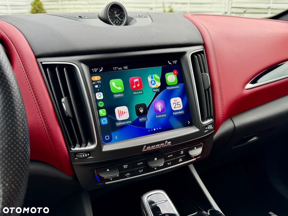 Maserati Levante S Q4 - 11