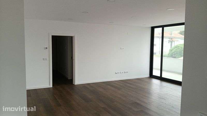 Vende-se Apartamento T3 - Grande imagem: 4/12