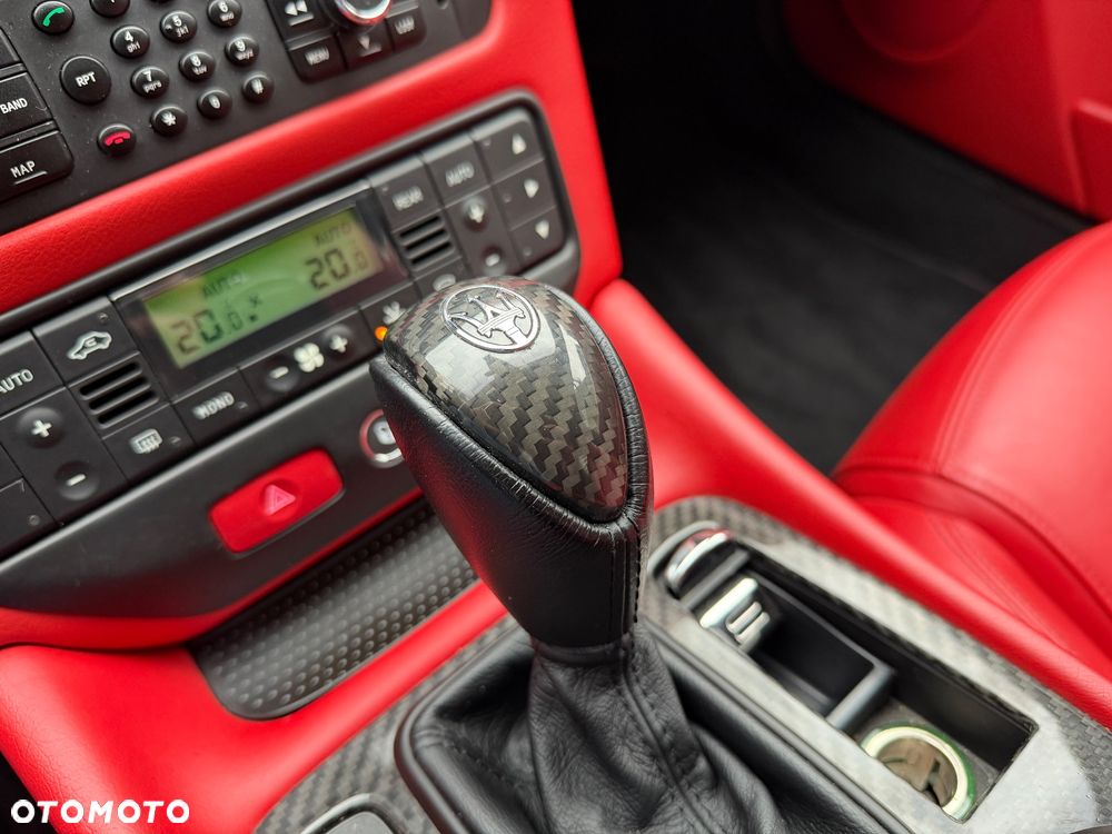 Maserati GranTurismo MC Stradale - 22