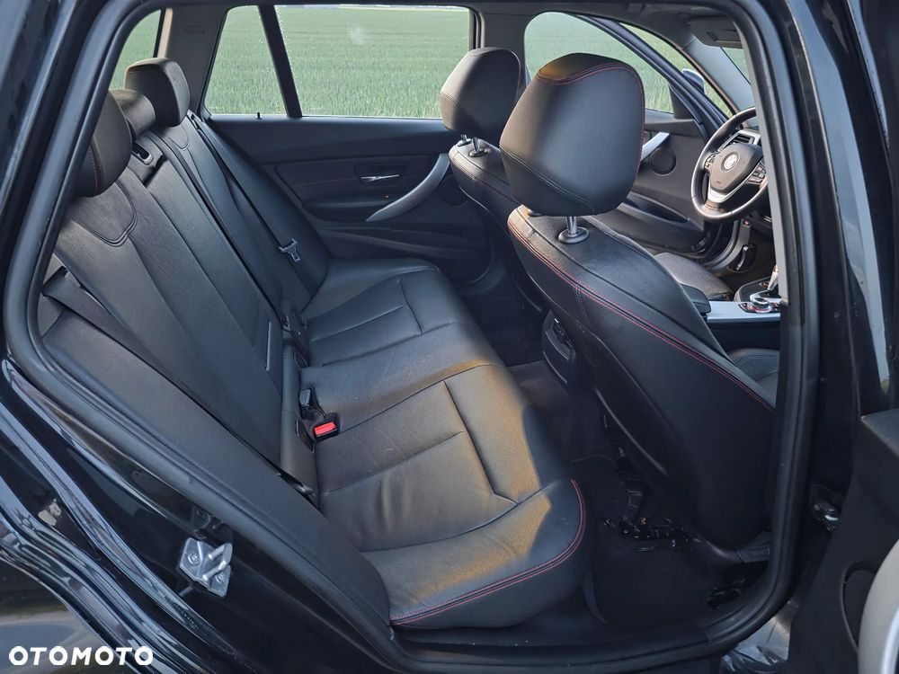 BMW Seria 3 330d Luxury Line - 40
