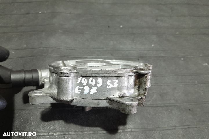Pompa vacuum mecanica 7547024 7547024 BMW Seria 1 E81/E82/E87/E88 [fa - 2