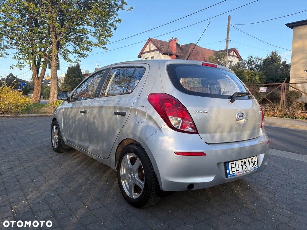 Hyundai i20 1.25 Classic + - 4