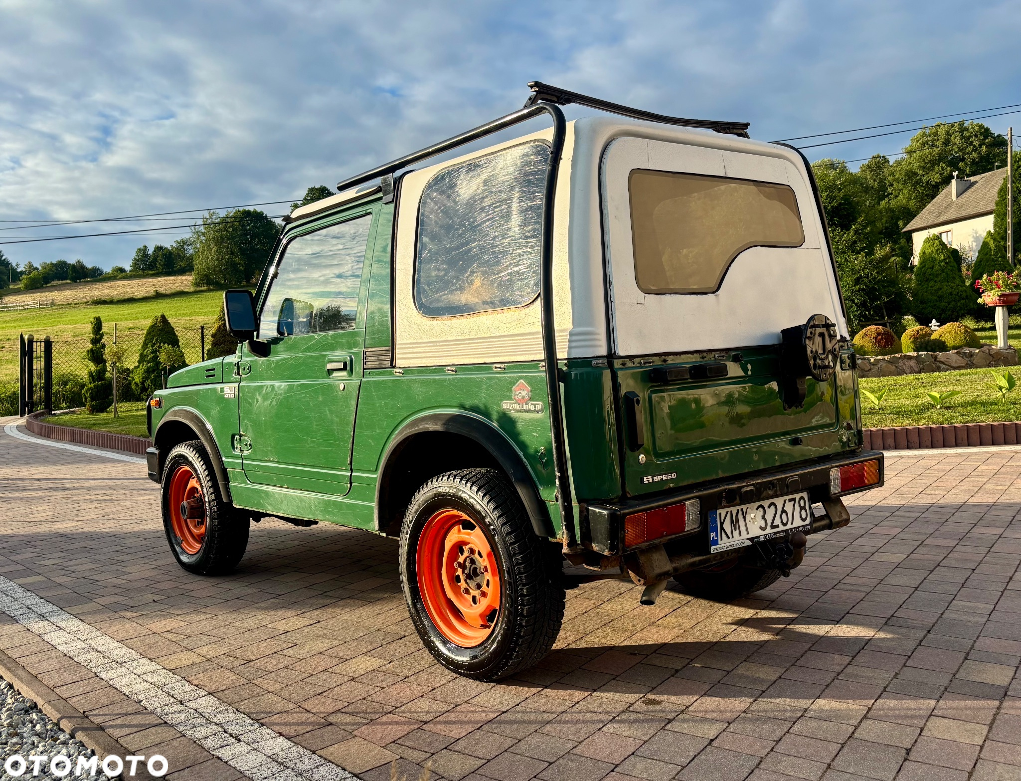 Suzuki SJ - 12