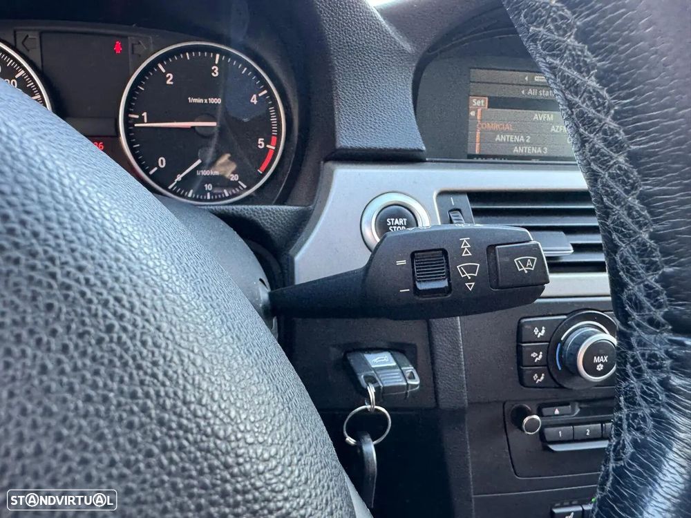 BMW 318 d Blue Performance - 38