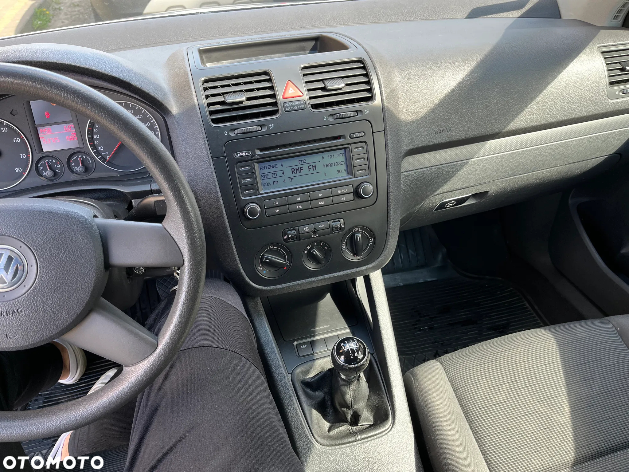 Volkswagen Golf - 9