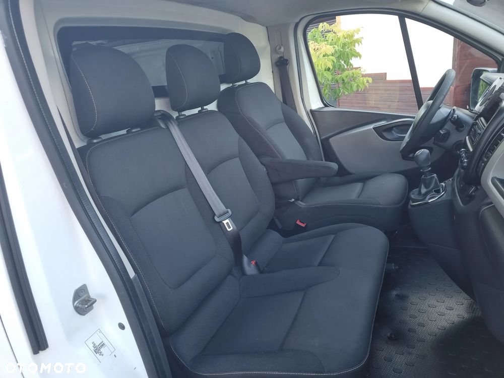 Renault TRAFIC - 19