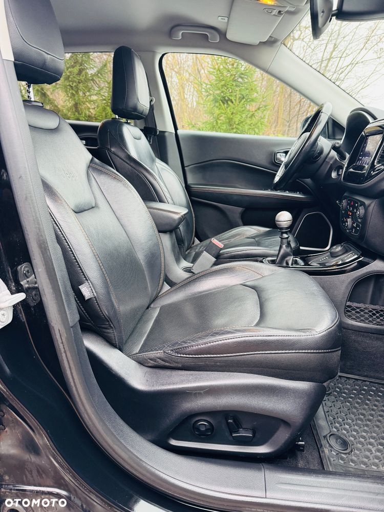 Jeep Compass 2.0 MultiJet Active Drive Limited - 26