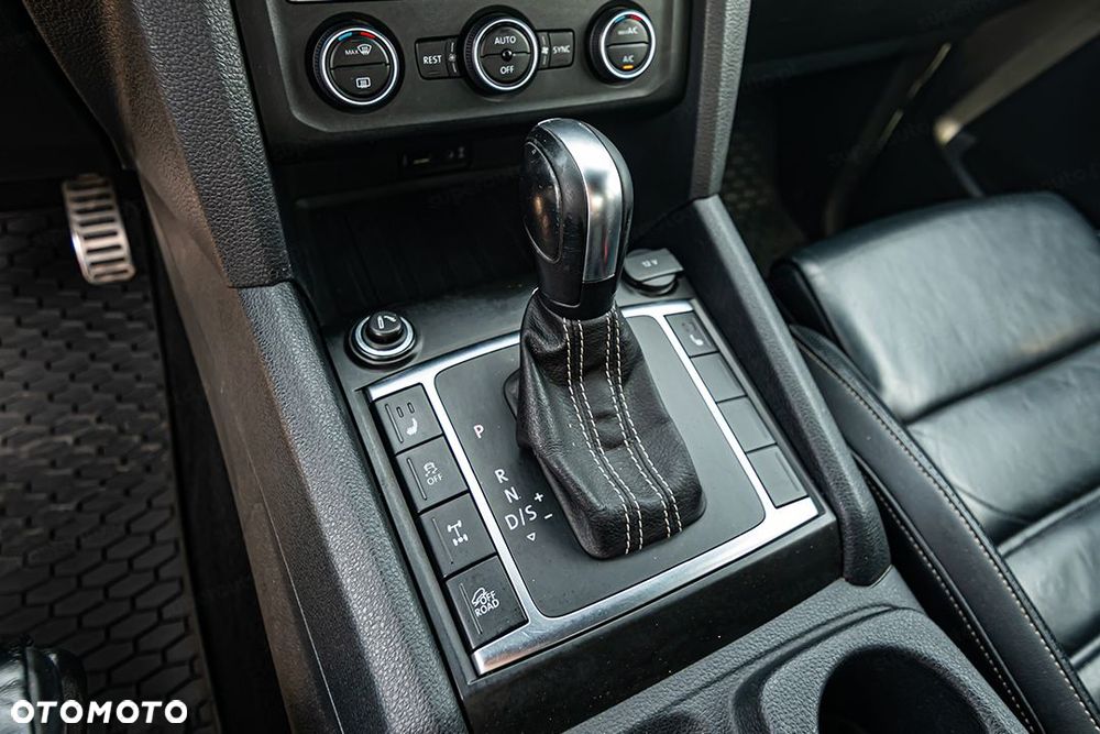 Volkswagen Amarok 3.0 V6 TDi 4MOTION Aventura - 26