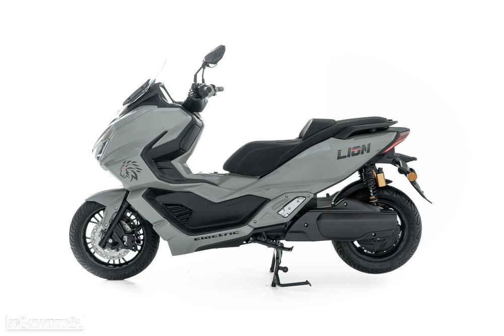 Efun Lion 180 - 9
