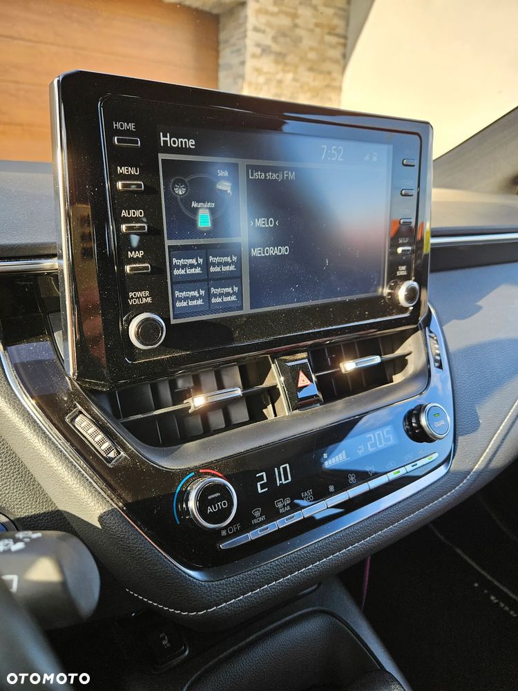 Toyota Corolla 1.8 Hybrid Comfort - 9