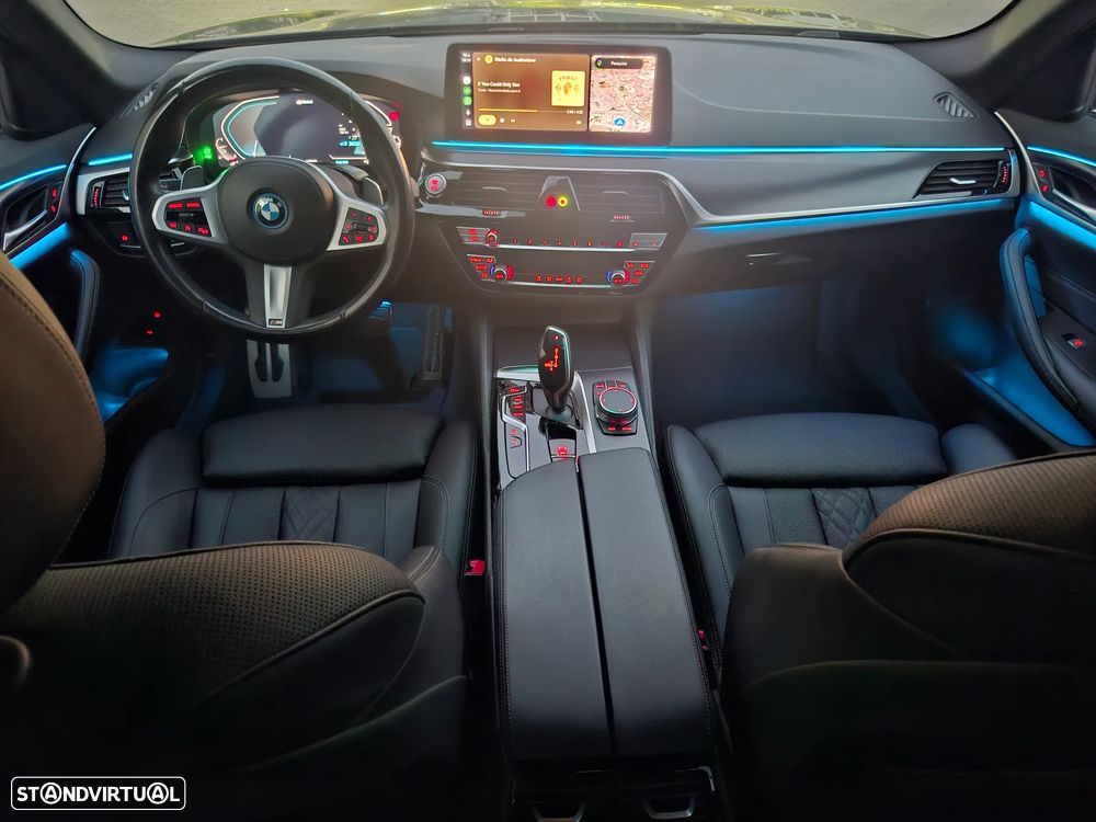 BMW 530 e Pack Desportivo M Pro - 41