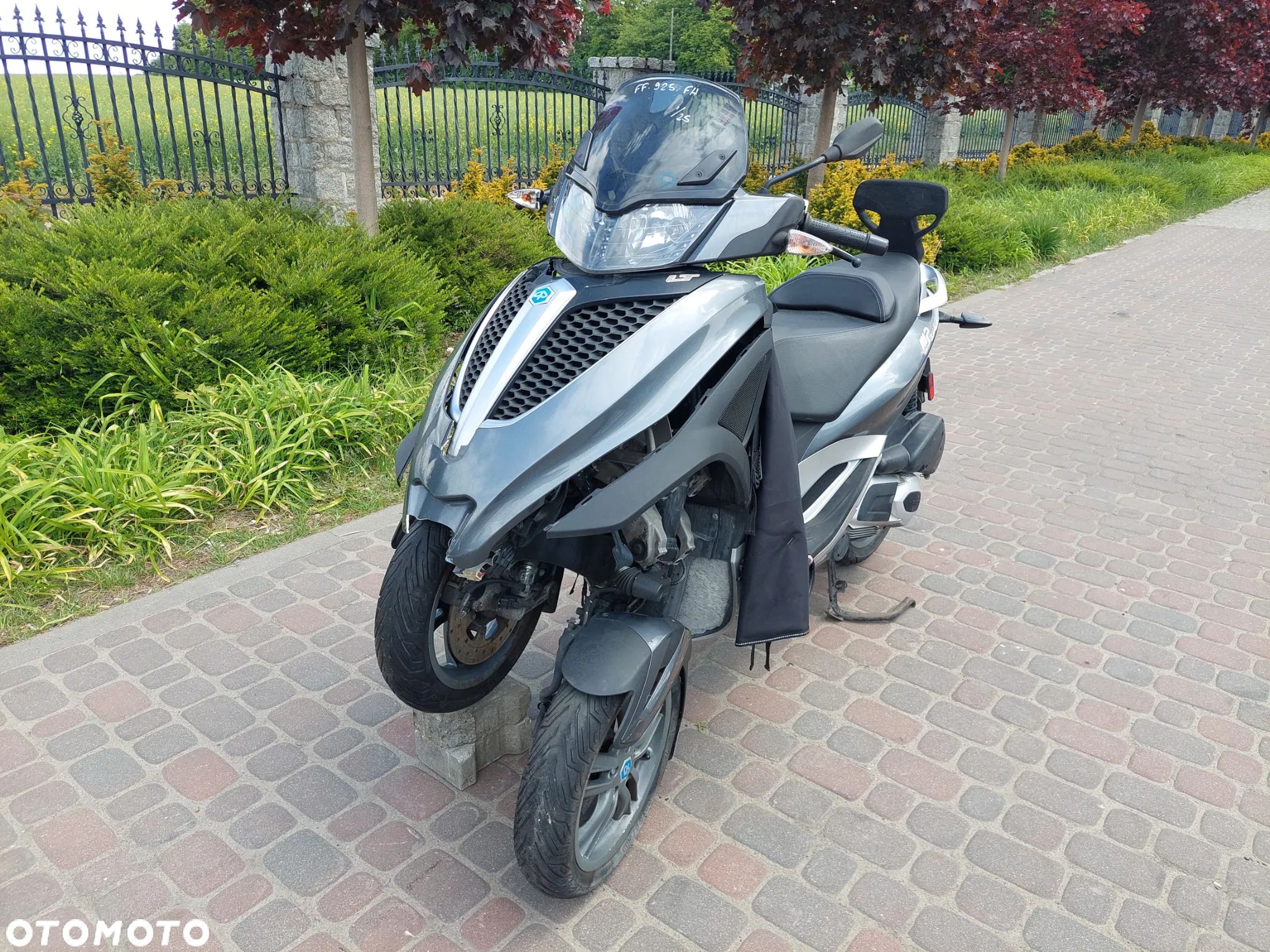 Piaggio MP-3 - 1