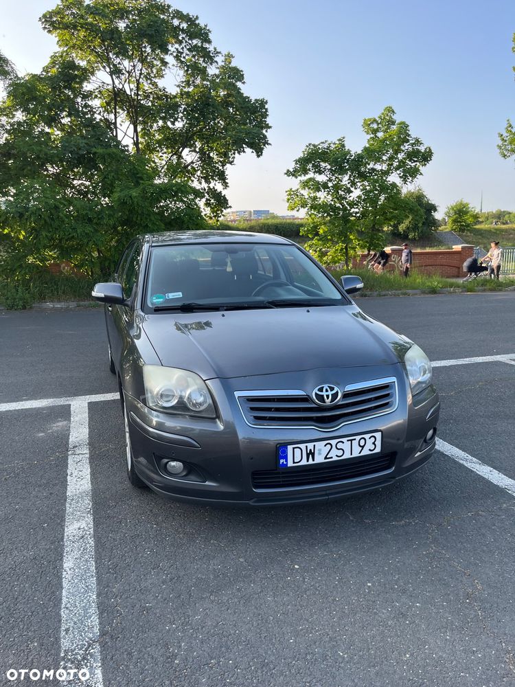 Toyota Avensis 2.0 D-4D Sol - 28