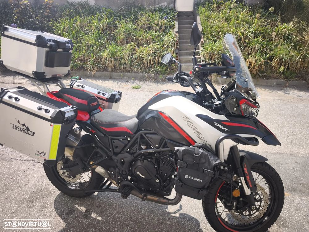 Benelli TRK 702 702X - 7