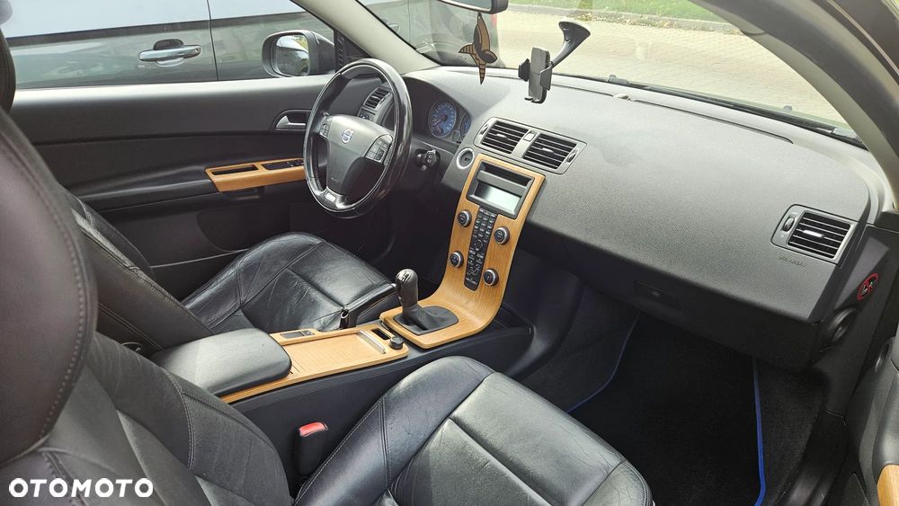 Volvo C30 D4 R-Design - 11