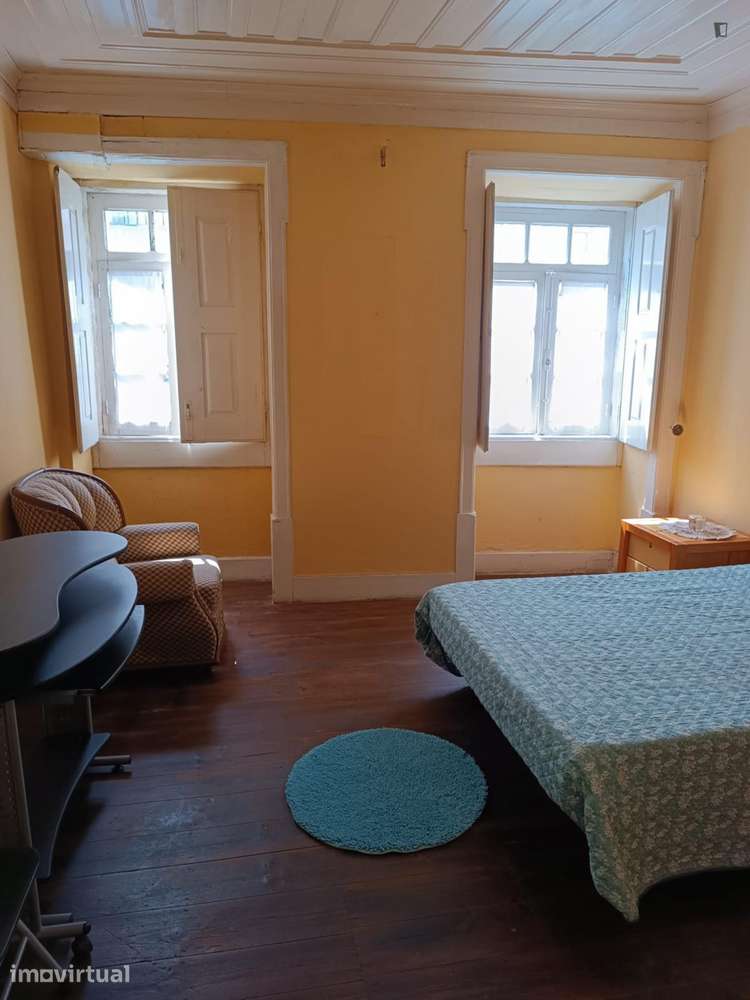 Quarto - localizado em Montarroio Coimbra - Grande imagem: 4/23