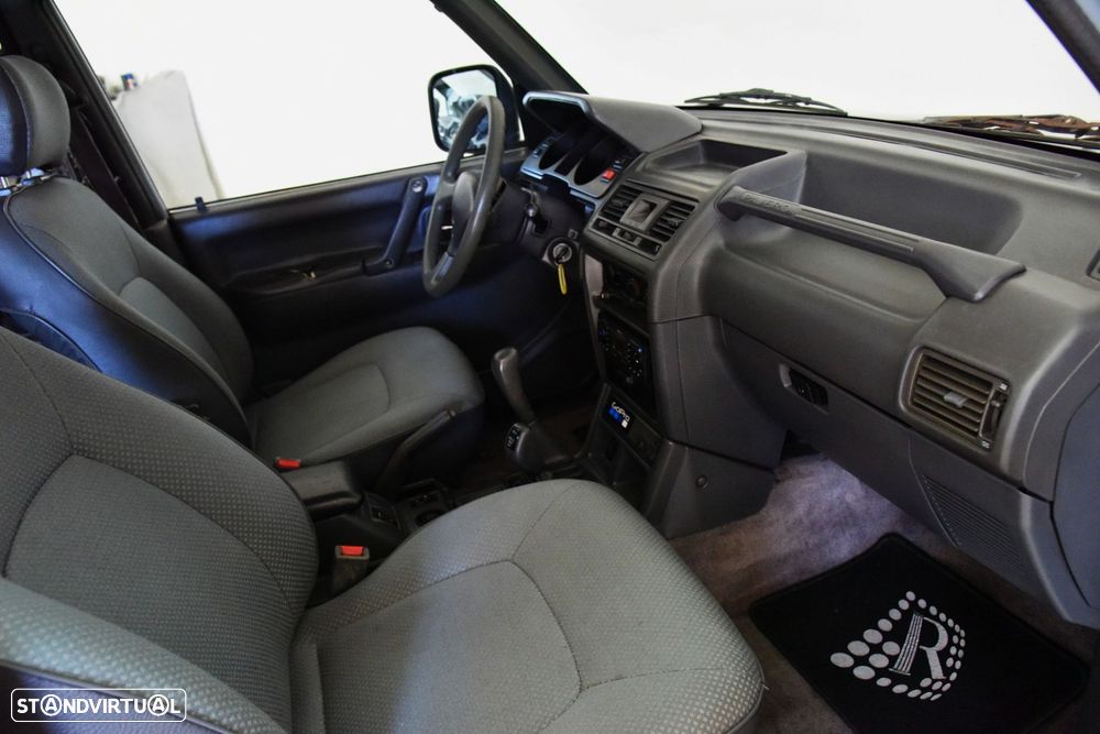 Mitsubishi Pajero - 14