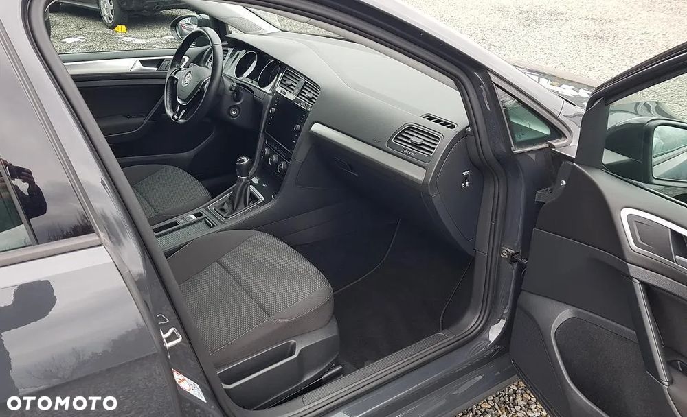 Volkswagen Golf Variant - 26