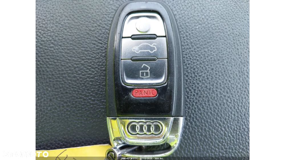 Audi A8 - 13