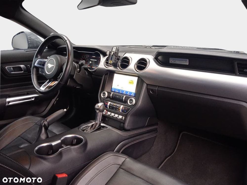 Ford Mustang 5.0 V8 GT - 34