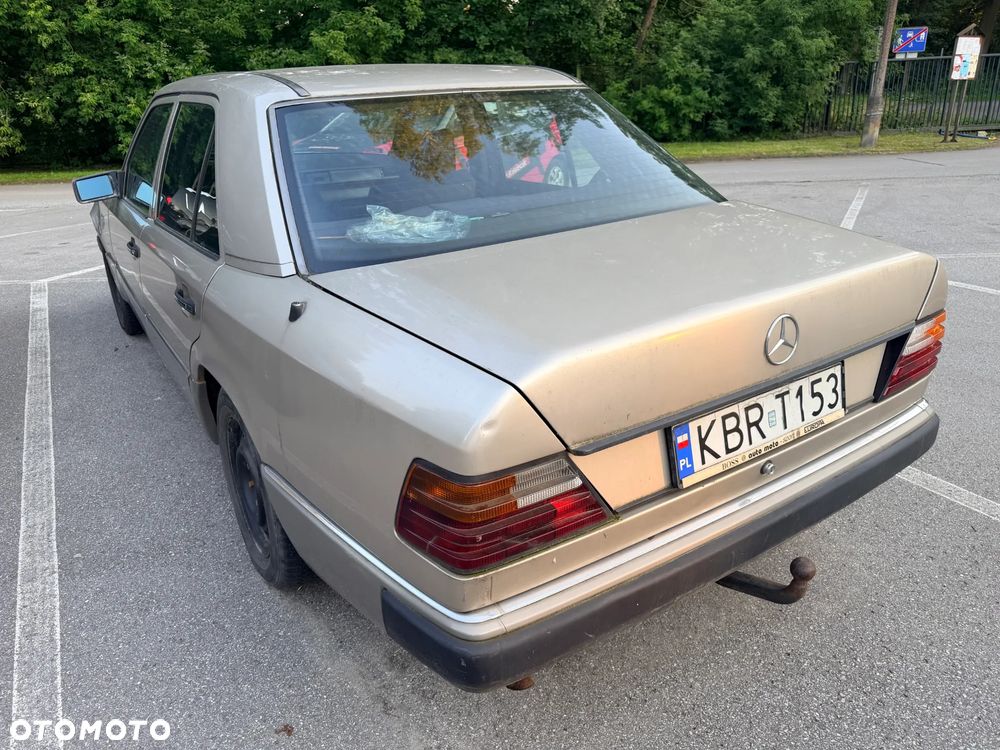 Mercedes-Benz W124 (1984-1993) - 8