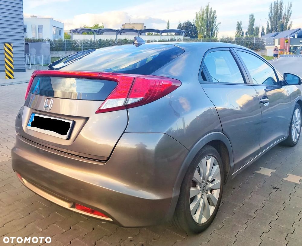 Honda Civic 1.4 i-VTEC - 5