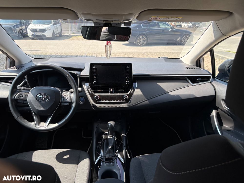 Toyota Corolla 1.8 HEV Dynamic - 11