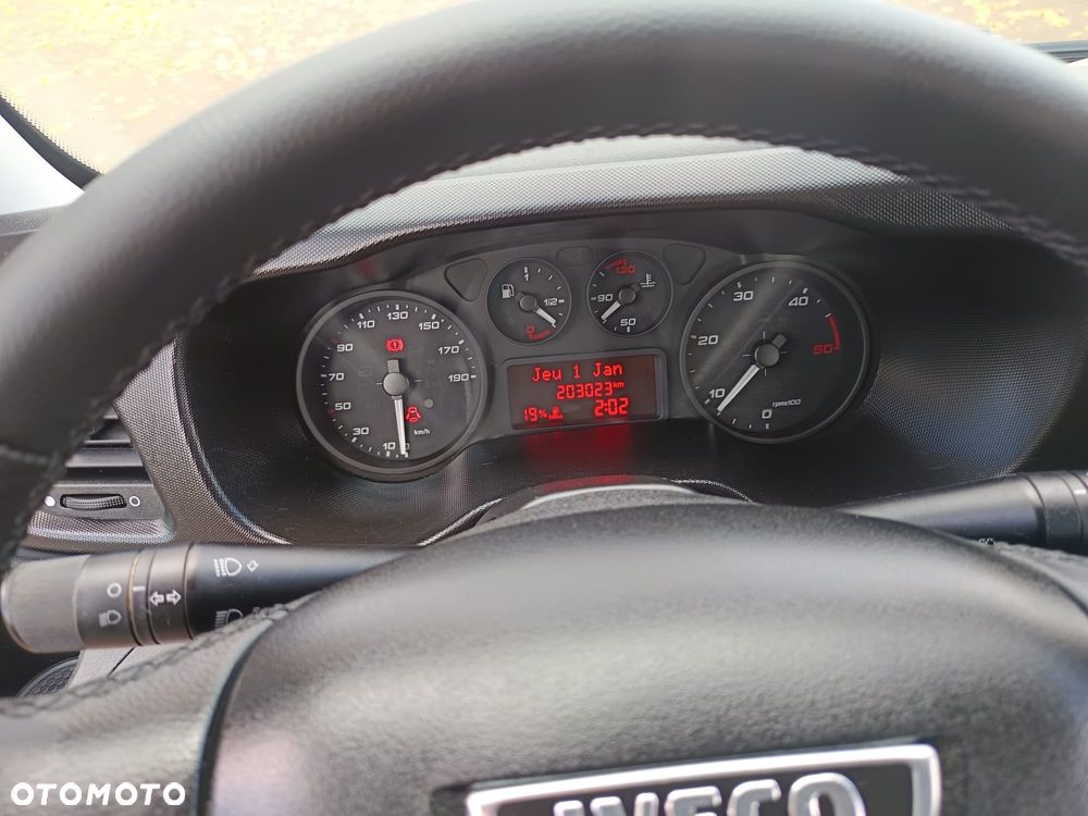 Iveco Daily 35C15 3000cm3 wywrotka kiper klima - 31