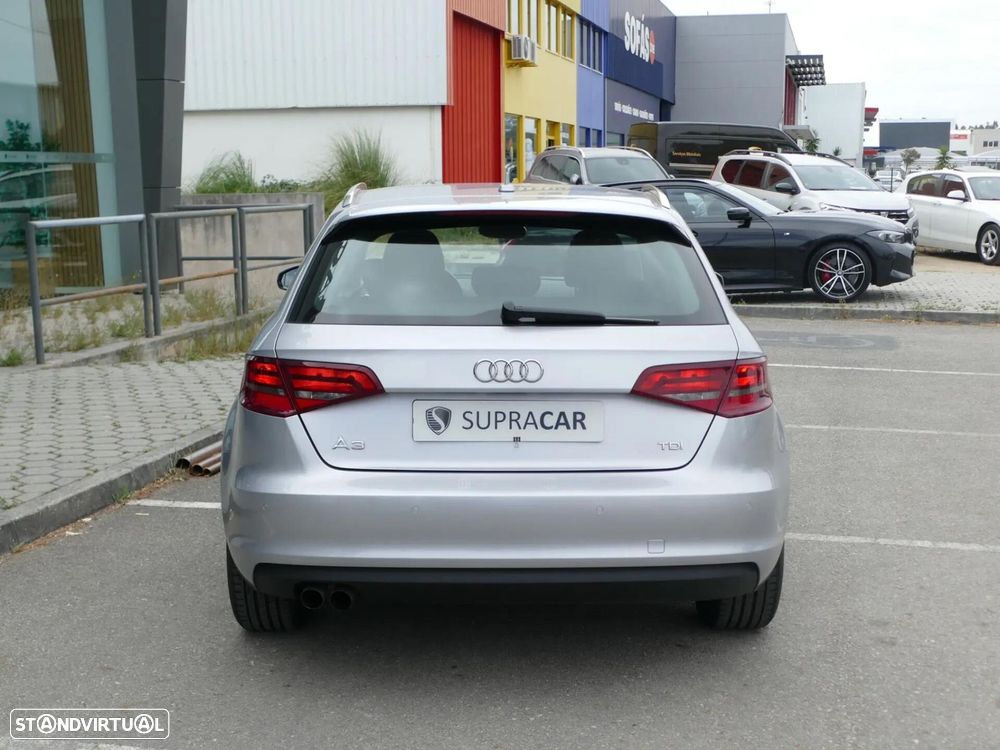 Audi A3 Sportback 2.0 TDI Advance - 6