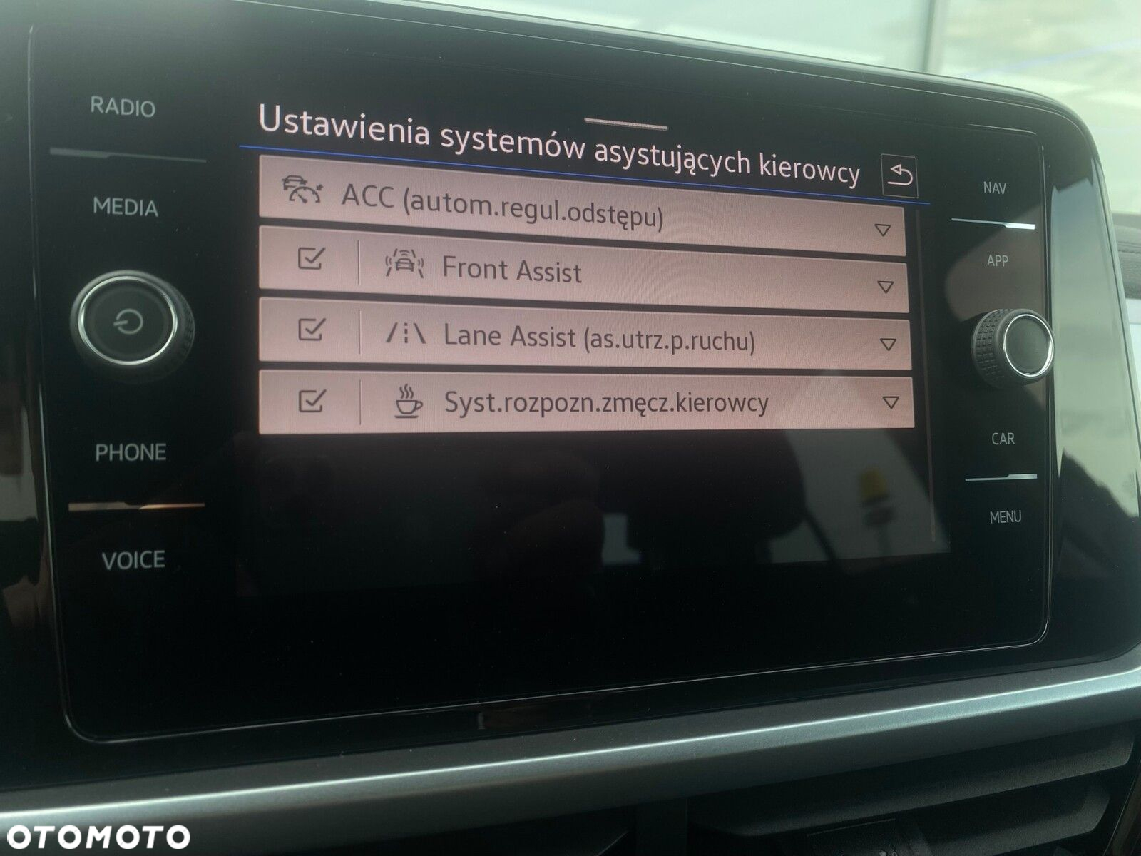 Volkswagen T-Roc 1.0 TSI Life - 22