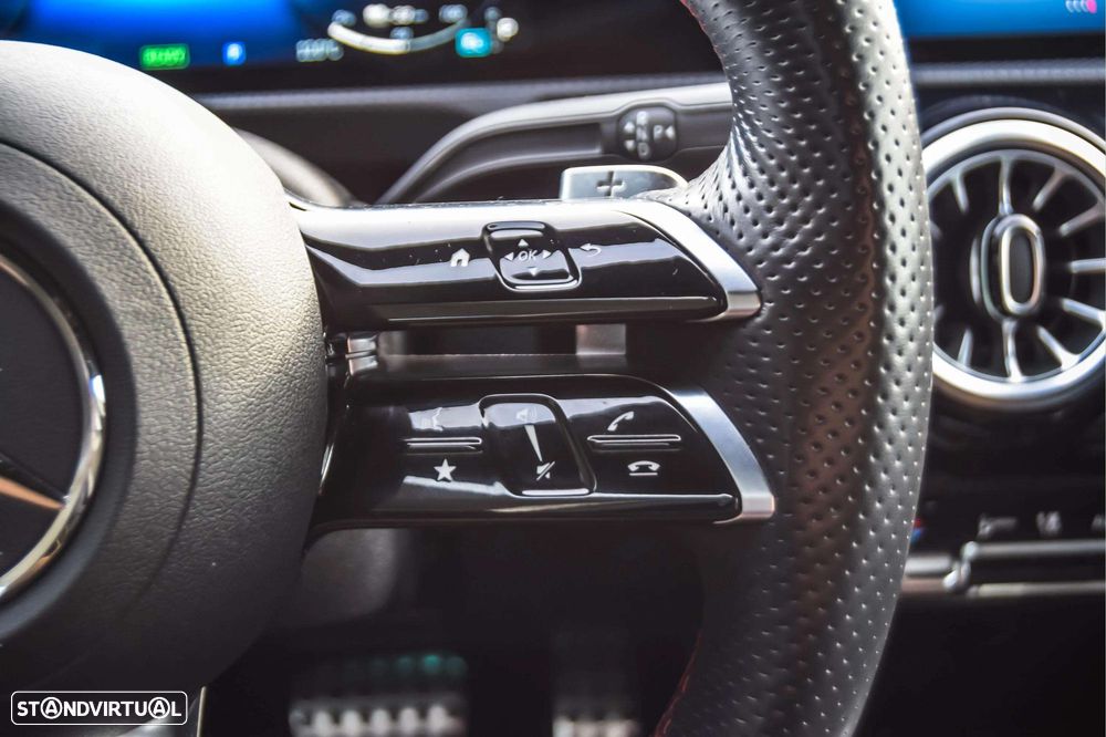 Mercedes-Benz A 250 e - 36